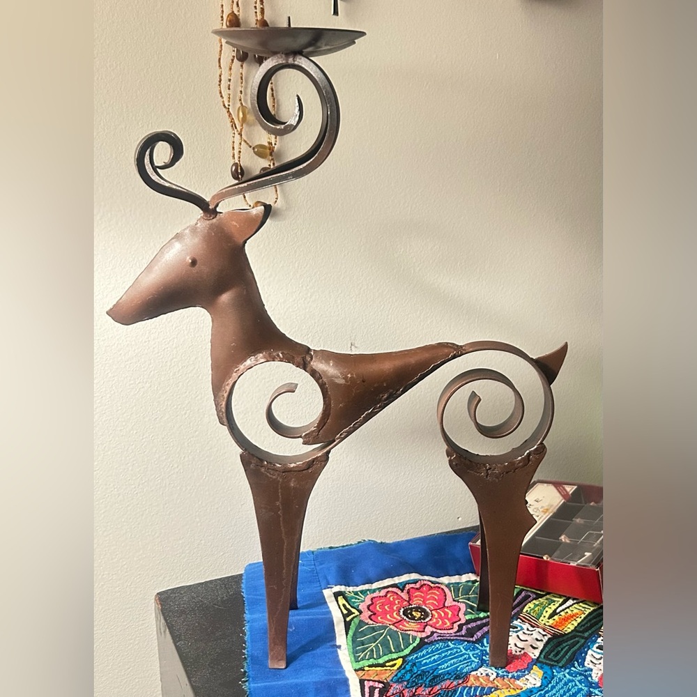 VTG Pier 1 Imports Metal Reindeer Swirl Sculpture Candle Holder 20”